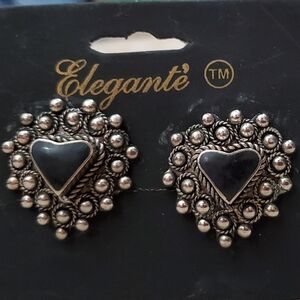 Elegante' Vintage Clip Earrings**Black Hearts In Silver Filigree**Style 878